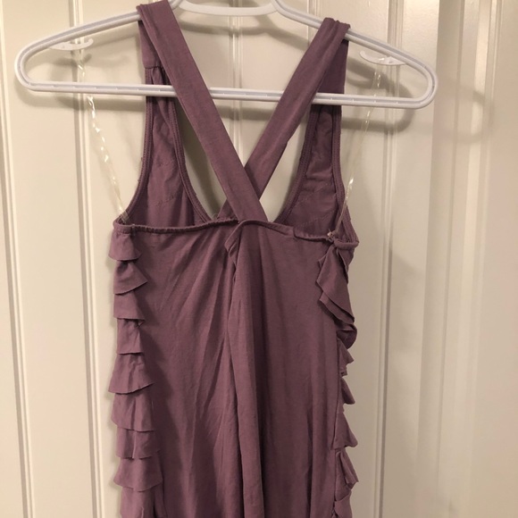 Ruffle tank top - Picture 3 of 4